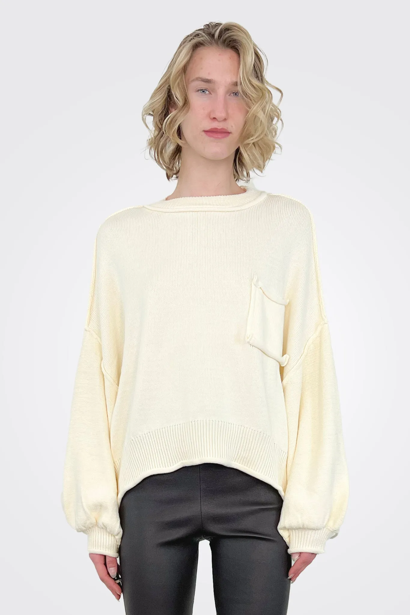 Bell Sleeved Sweater - Cream