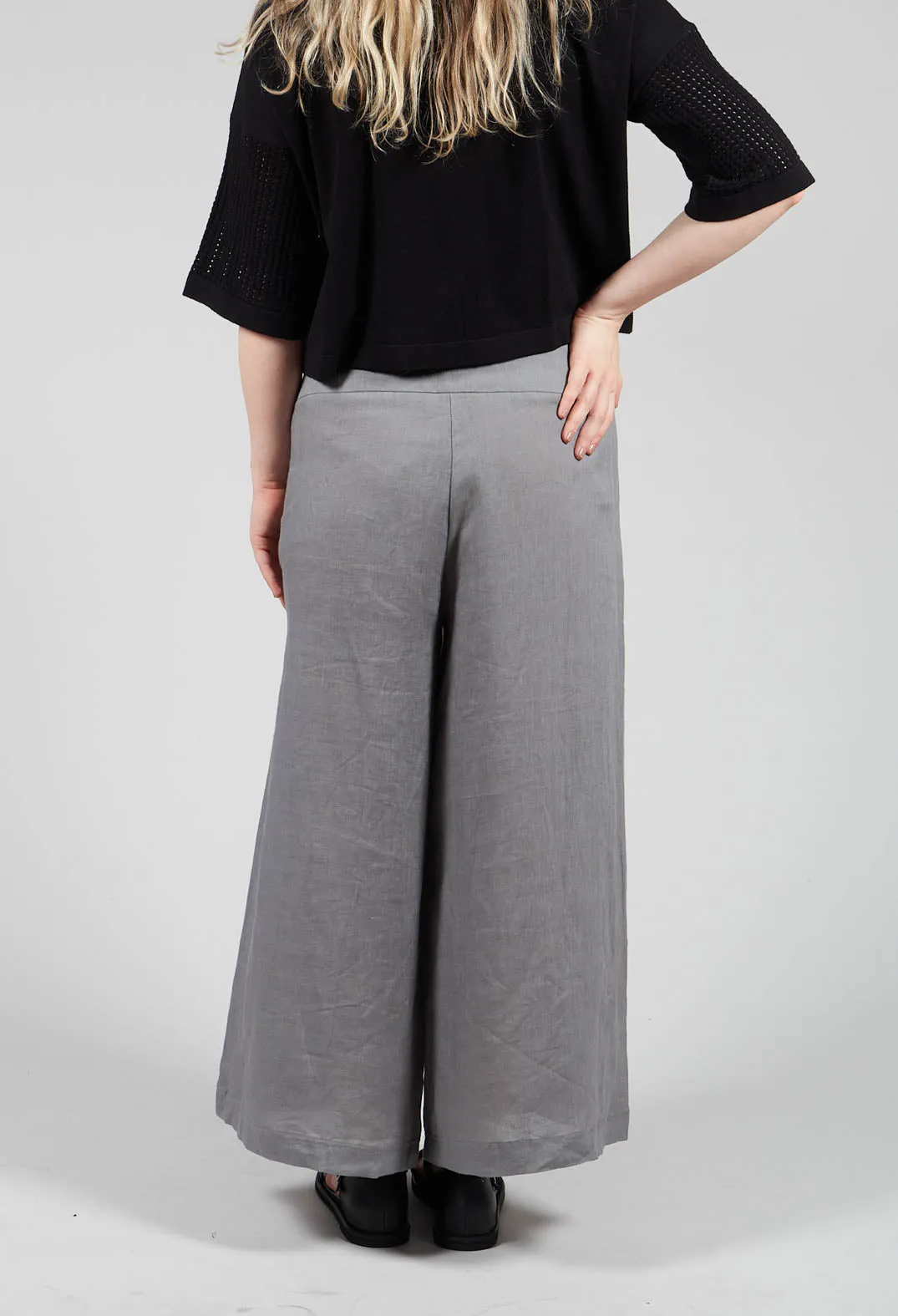 Cropped Wide Leg Linen Trousers in Grey