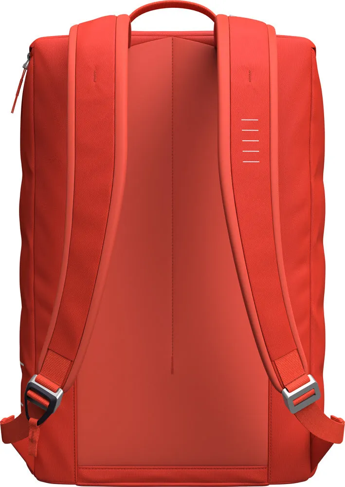 D_b_ D_b_ Hugger Base Backpack