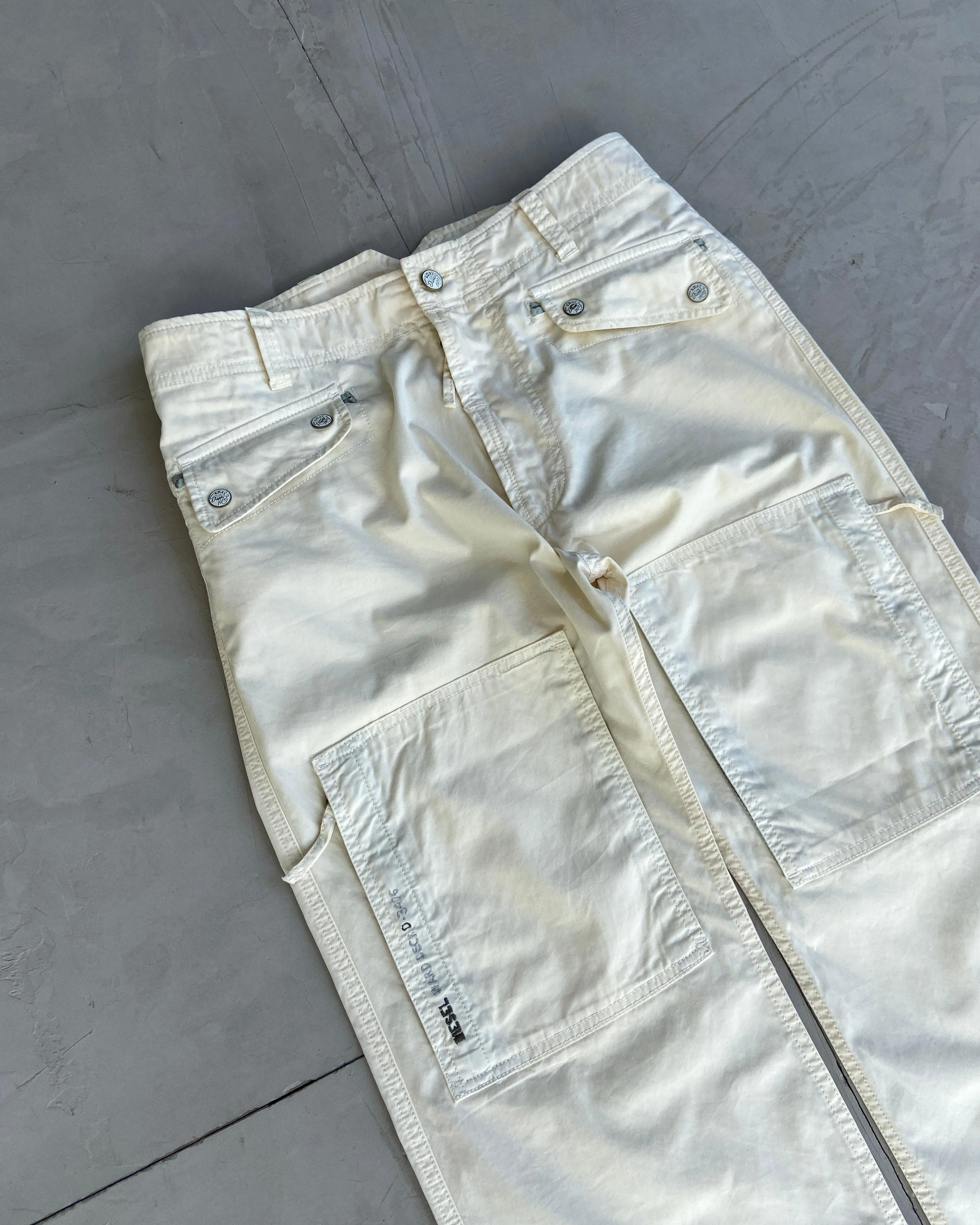 DIESEL 2000'S CREAM CARGO TROUSERS - W29