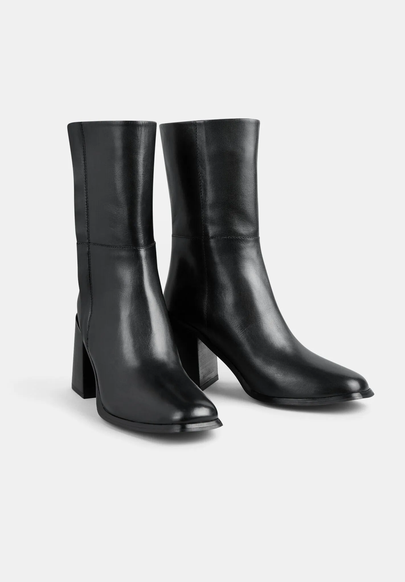 Finch Leather Boots