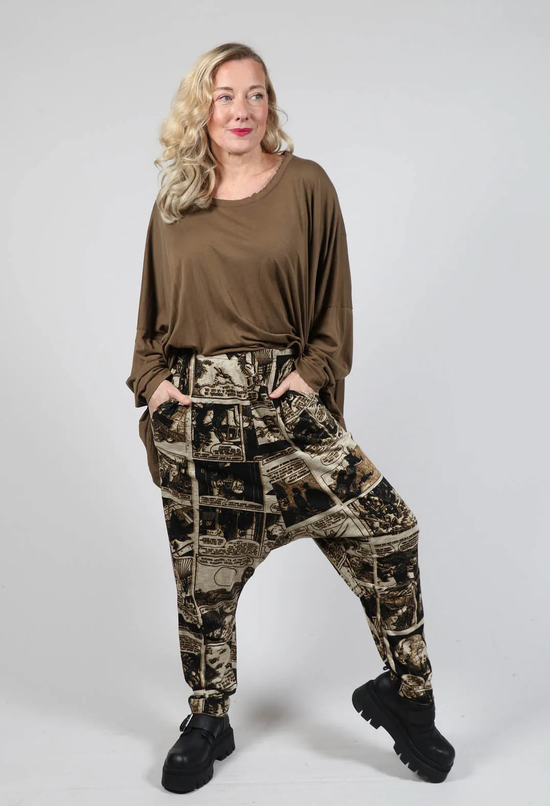 Jersey Drop Crotch Trousers in Bronze Print