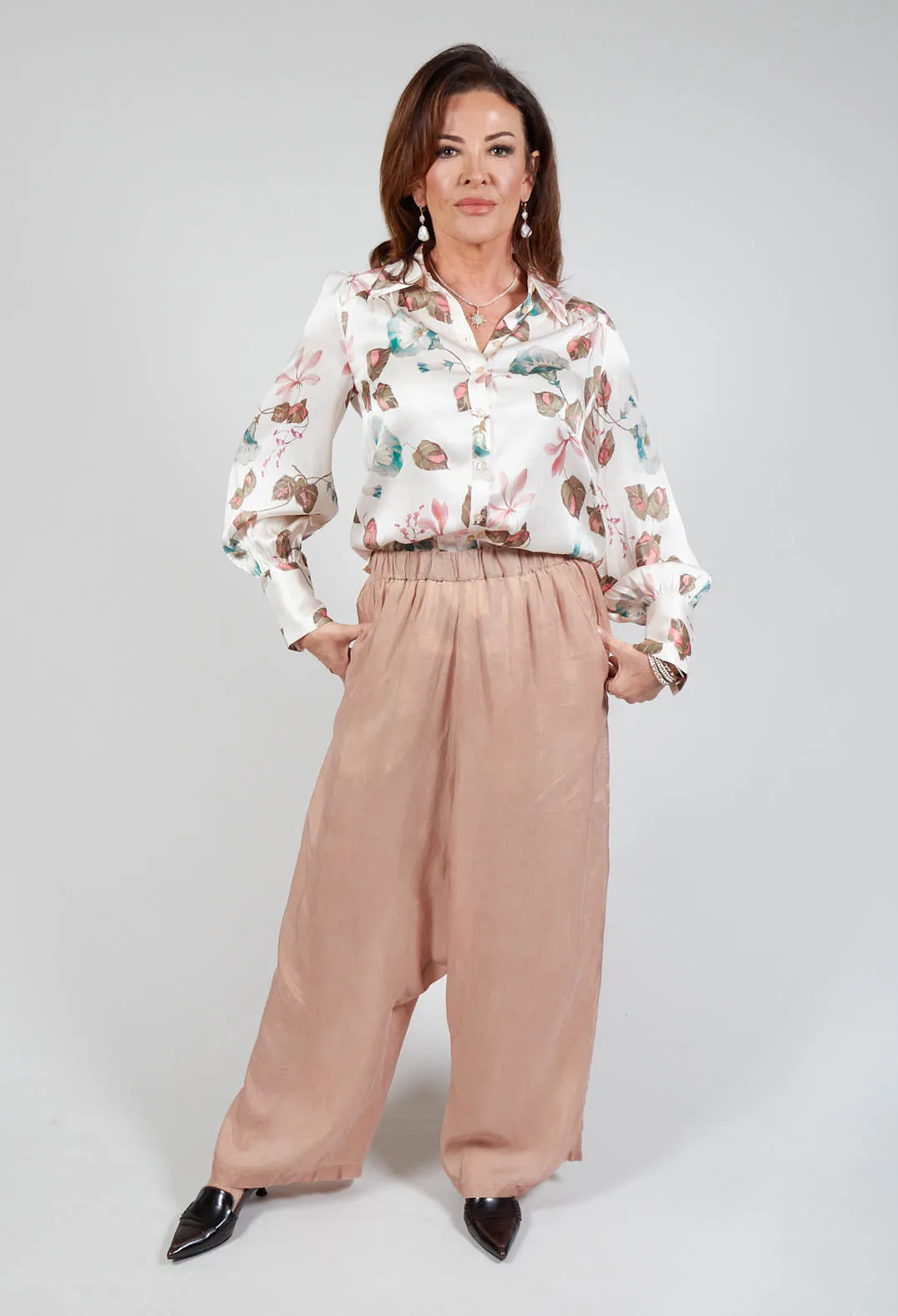 Pull on Straight Trousers in Amaretto Cloud