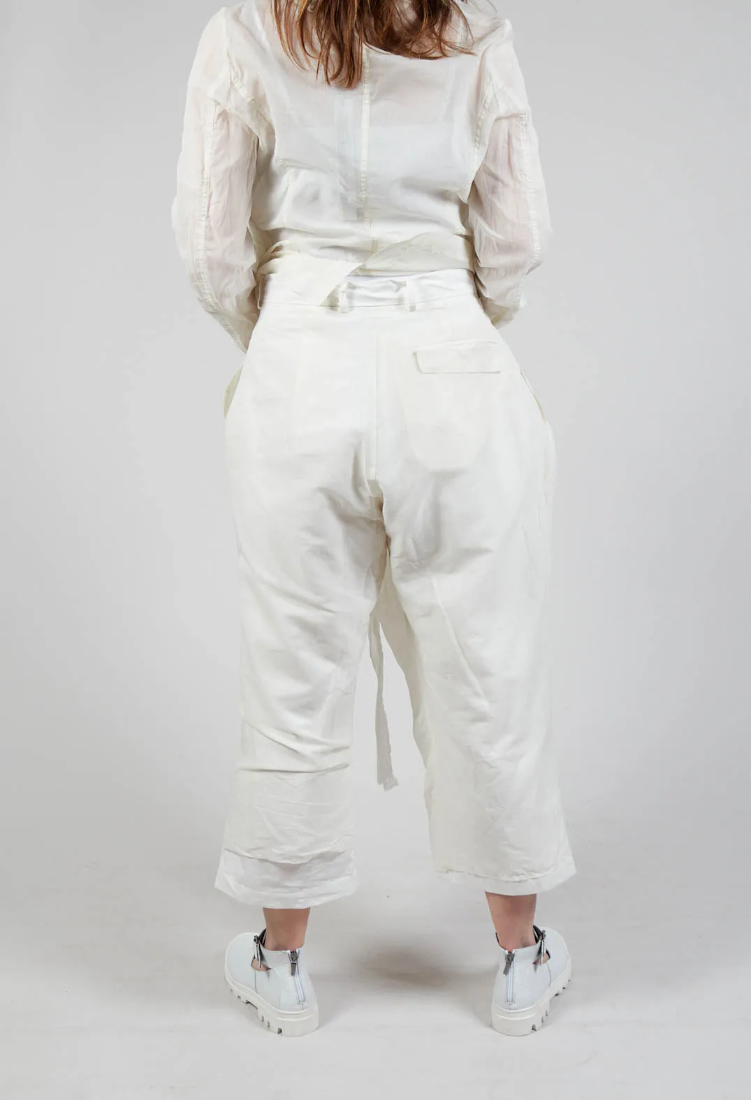 Tie-Waist Trousers in Lilly 10% Stiff