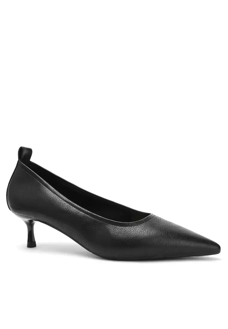 Twenty Eight Shoes Soft Synthetic Leather Round Toe Pumps 2045-8